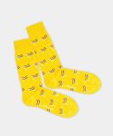 - Socken in Gelb mit Regenbogen Motiv/Muster