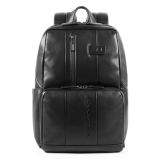 Piquadro Urban Laptoprucksack mit iPad 10,5 /iPad 9,7 -Fach Schwarz