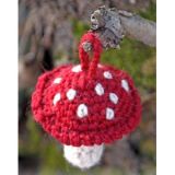Fairy Garden by DROPS Design - Häkelmuster mit Kit Weihnachten Pilz 9c - Fairy Garden by DROPS Design