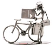 Schraubenmännchen Postbote