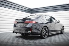 Diffusor Heckansatz V.1 passend für BMW 5er / i5 M-Paket Limousine / Touring G60 / G61 schwarz Hochglanz