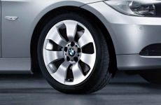 BMW Alufelge Sternspeiche 158 silber 8J ET34 3er E90/E91/E92/E93