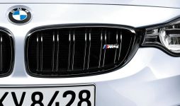 BMW M Performance M3 F80 M4 F82 F83 LCI Frontziergitter Ziergitter Rechts