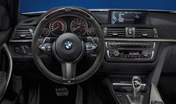 BMW M Performance 1er 2er 3er 4er Lenkrad II mit Carbonblende und Race Display