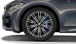 BMW Winter Radsatz 3er G20/G21 M-Doppelspeiche 790M orbit grey bright polished Pirelli
