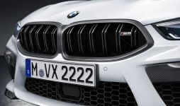 BMW M Performance 8er F91 F92 Frontziergitter Carbon