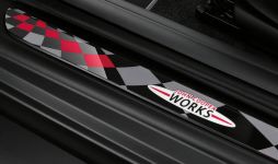 MINI JOHN COOPER WORKS PRO EINSTIEGSLEISTEN, BELEUCHTET