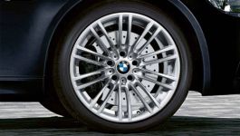 BMW Alufelge M Doppelspeiche 219 9,5J x 18 ET 23 Reflexsilber Hin
