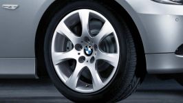 BMW Alufelge Sternspeiche 185 silber 8J ET34 3er E90/E92/E93 Vord
